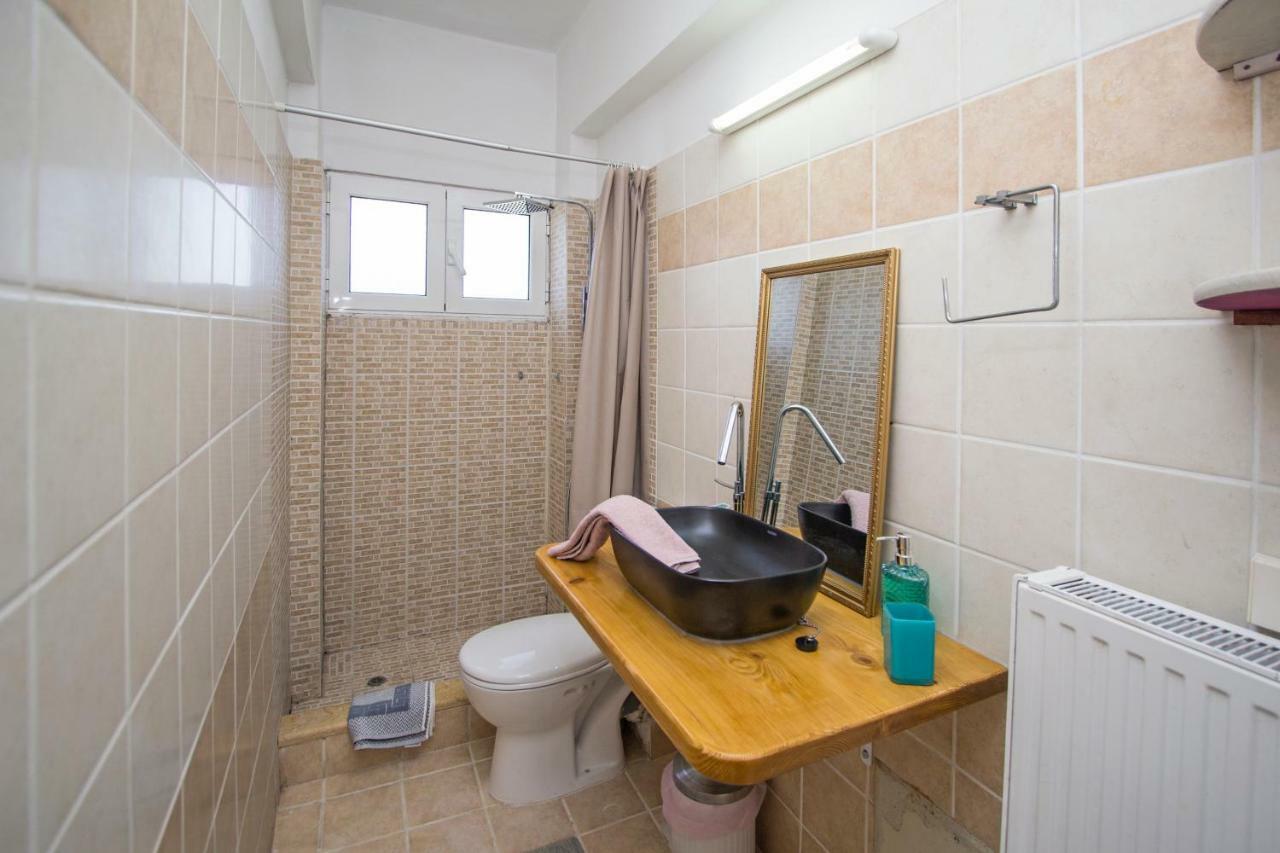 Luxury Skyline Apartment Пелекас Екстер'єр фото